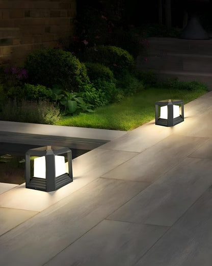 Modern Cube Outdoor Gate Light - Small